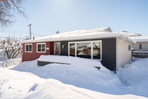 34 OFFERS! SOLD! Congrats to Everyone! FANTASTIC Garden City BUNGALOW w/Finished BSMNT & GARAGE!