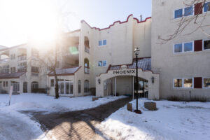 Starts FEB 21 – Spacious & Spectacular ST NORBERT 3 BDRM 1 LEVEL CONDO w/ Sunroom & Detached Garage! FULLY RENOVATED – South Winnipeg within an Upgraded Condo Complex!