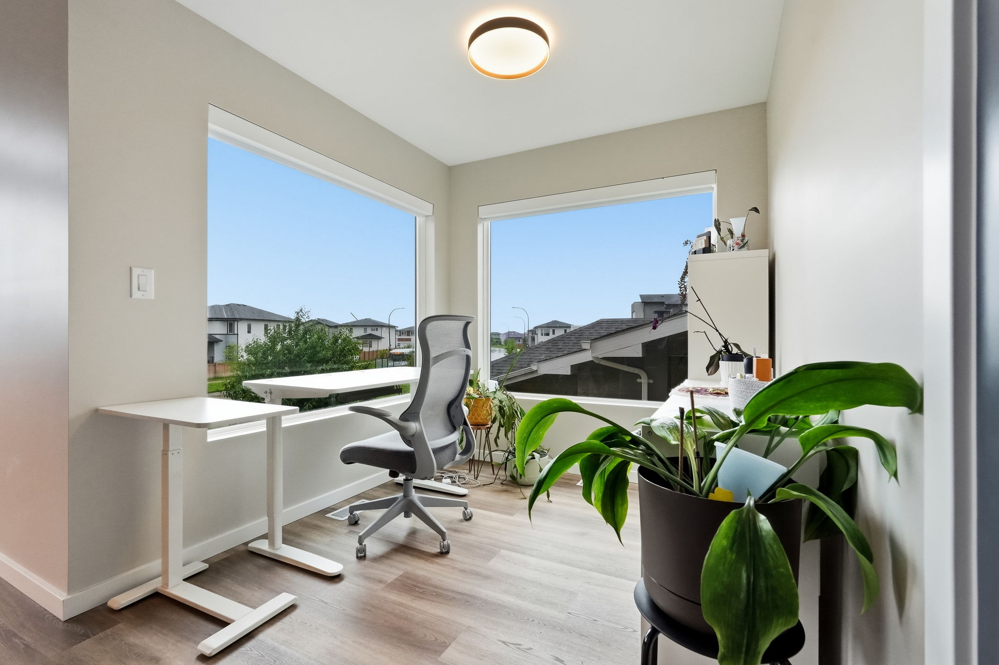 21-web-or-mls-A7404372