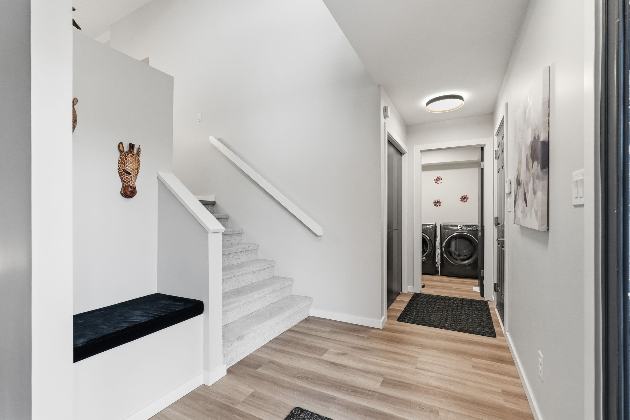 5-web-or-mls-A7404300